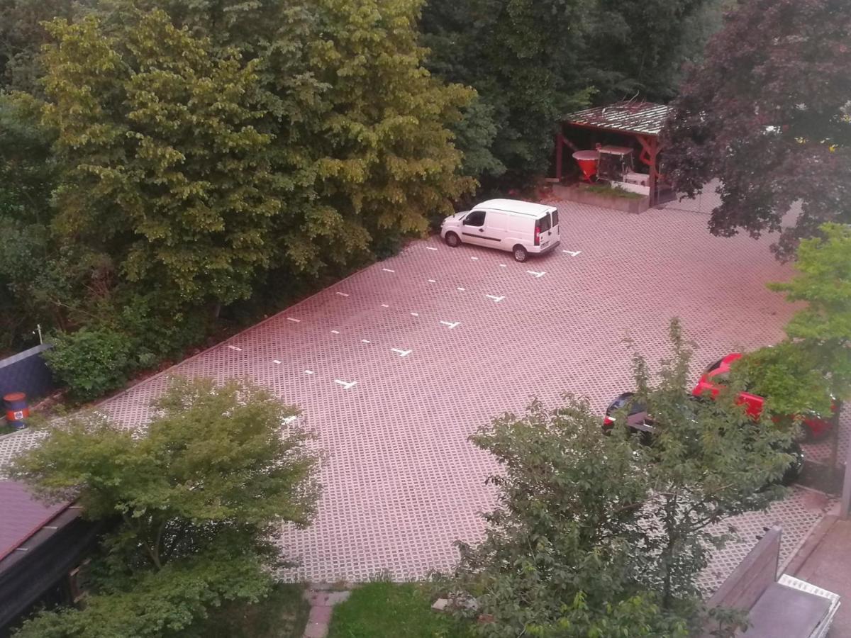 Aparts Oberhausen Оберхаузен Экстерьер фото